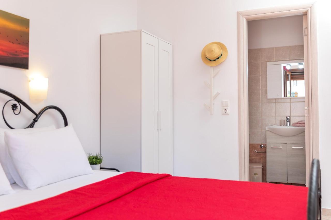 Naxos Diamond Studios Apartments Naxos City 外观 照片