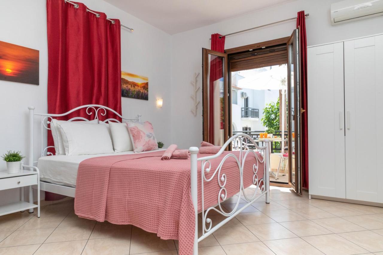Naxos Diamond Studios Apartments Naxos City 外观 照片