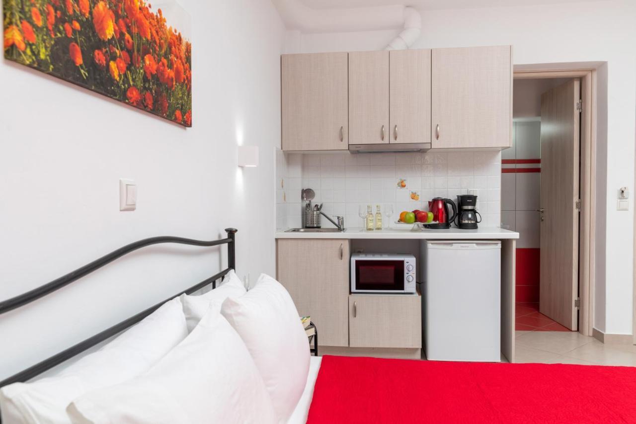 Naxos Diamond Studios Apartments Naxos City 外观 照片
