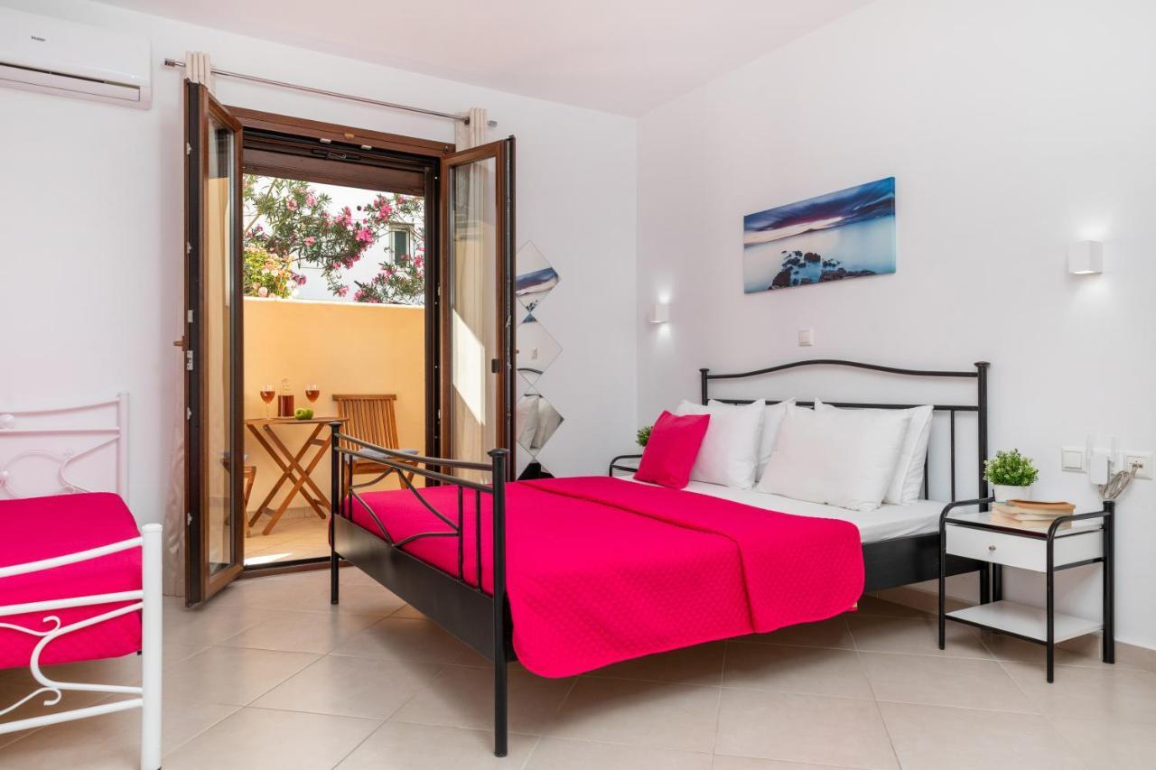 Naxos Diamond Studios Apartments Naxos City 外观 照片
