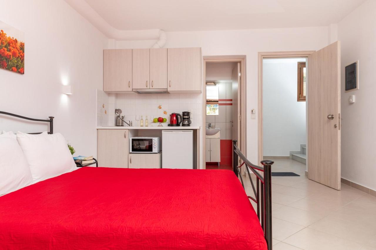 Naxos Diamond Studios Apartments Naxos City 外观 照片