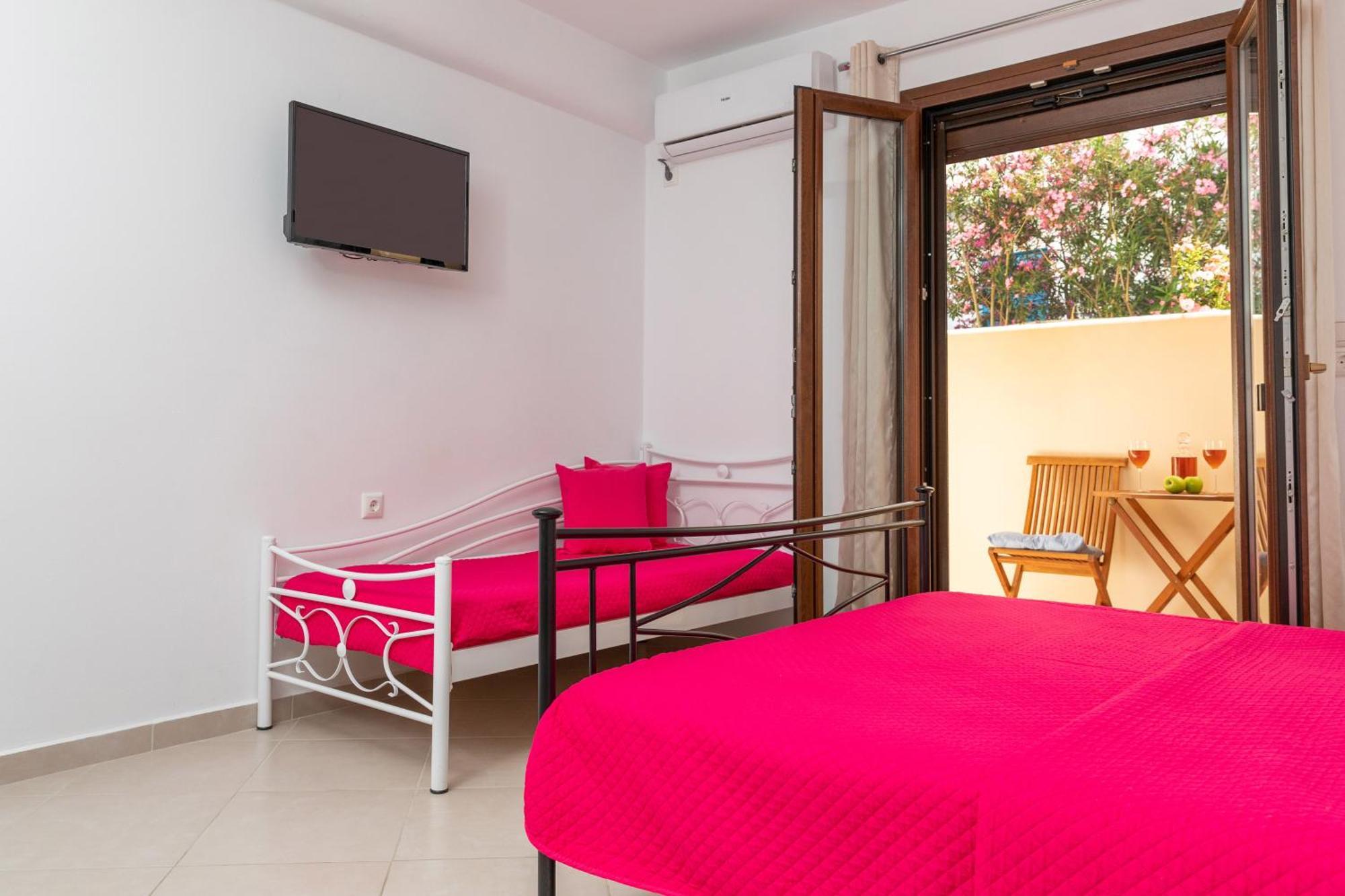 Naxos Diamond Studios Apartments Naxos City 客房 照片