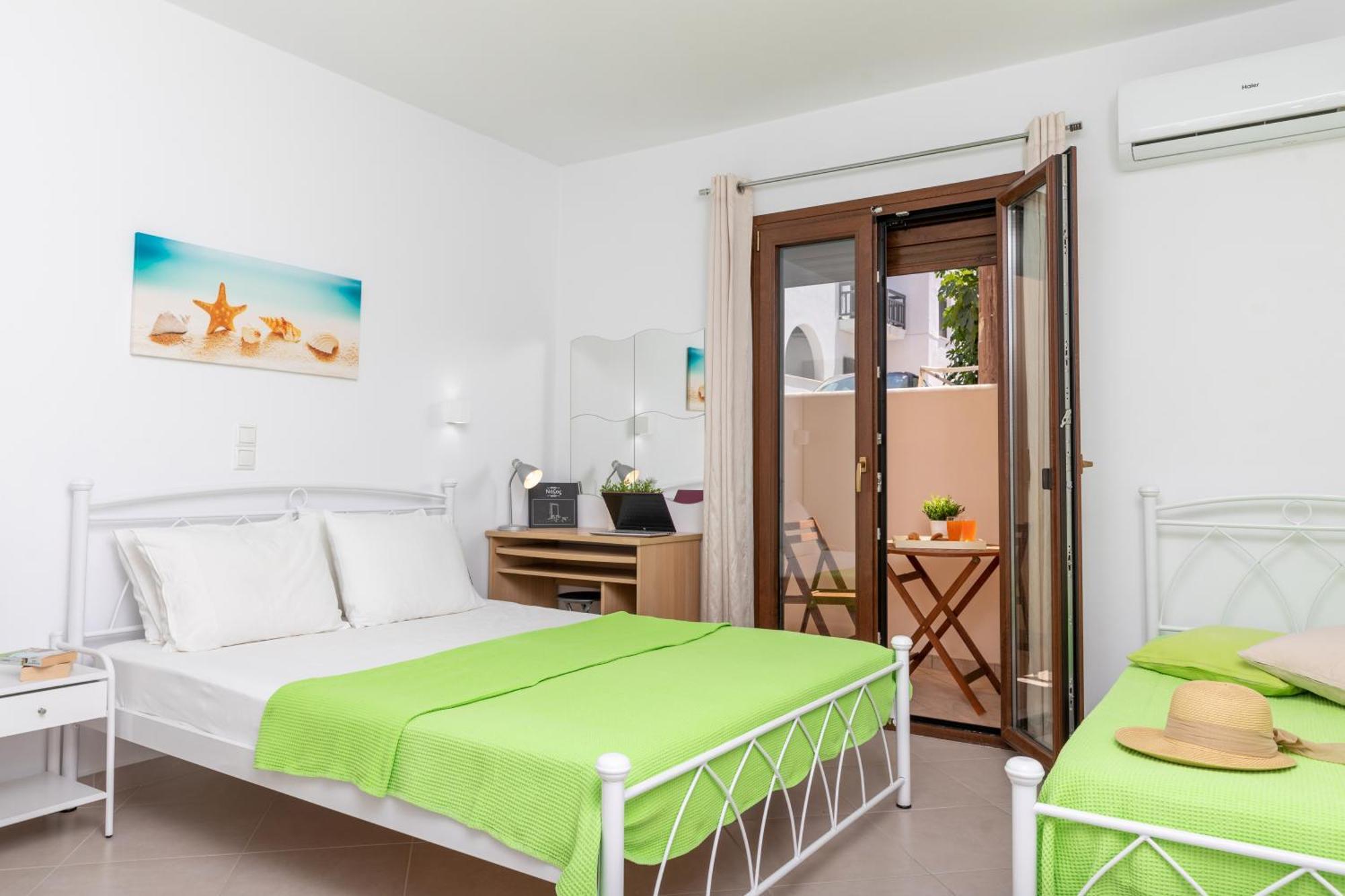 Naxos Diamond Studios Apartments Naxos City 客房 照片