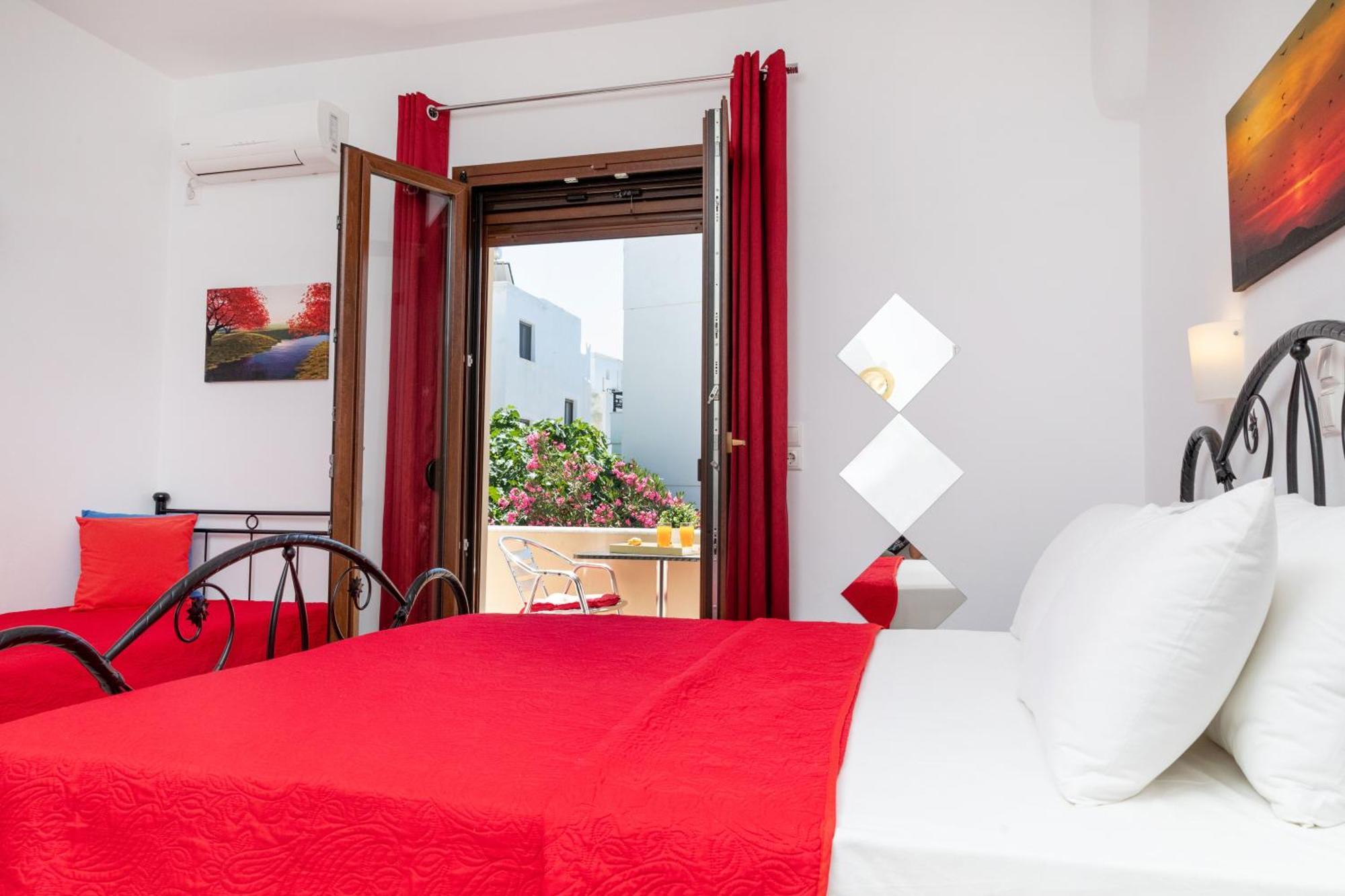 Naxos Diamond Studios Apartments Naxos City 客房 照片