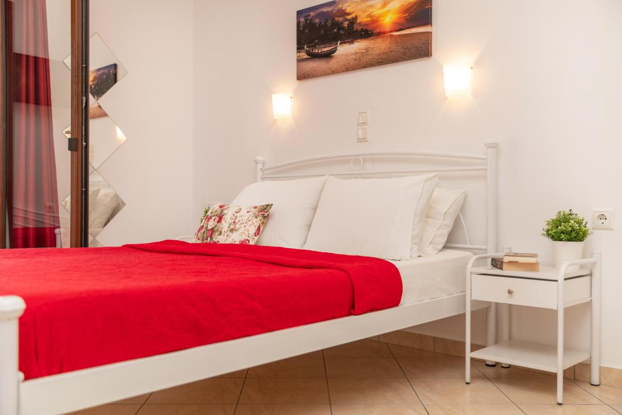 Naxos Diamond Studios Apartments Naxos City 客房 照片