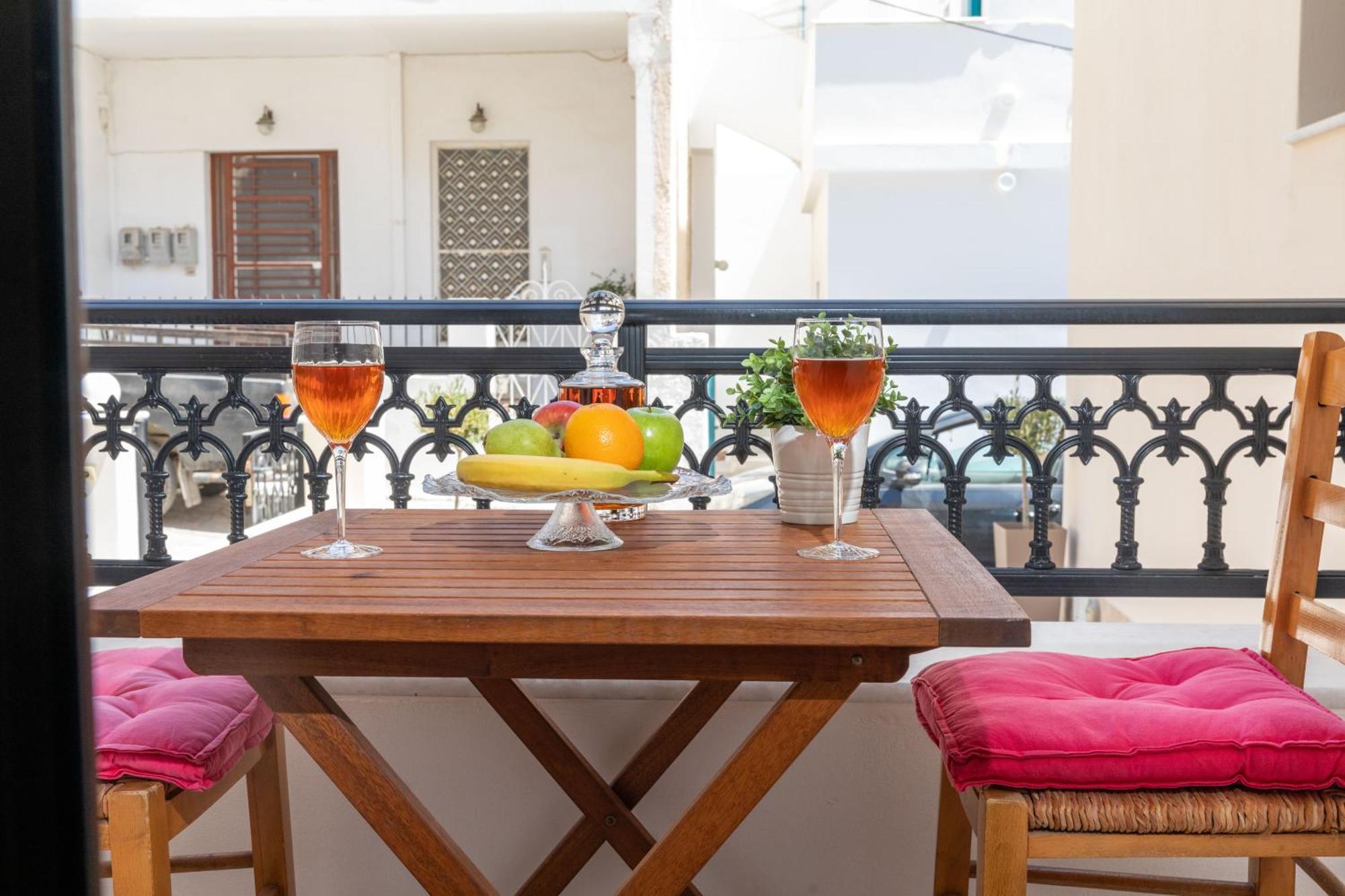 Naxos Diamond Studios Apartments Naxos City 客房 照片